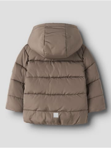 name it Jacke in Walnut1