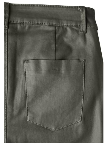 Street One Hose in dark laurel green