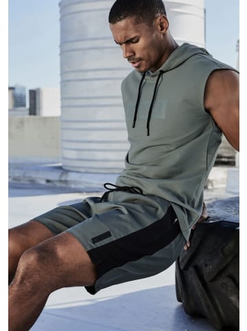 LE JOGGER Kapuzenpullover in grün