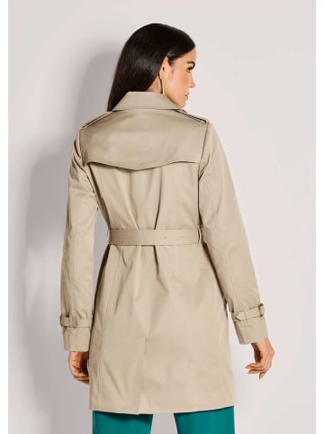 MADELEINE Langarm Trenchcoat mit Bindegürtel in berber