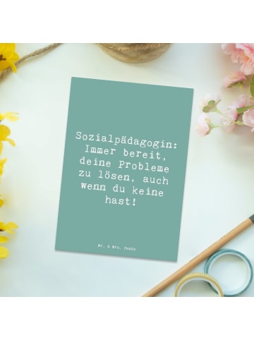 Mr. & Mrs. Panda Postkarte Spruch Sozialpädagogin Helferherz mit... in Meeresbrise