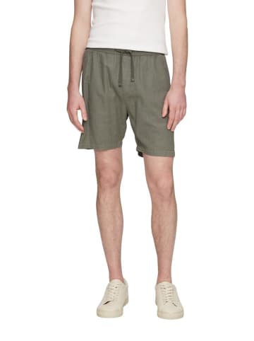 Q/S designed by Short in olive