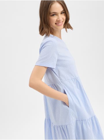 Marie Lund Kleid in hellblau weiß - 0001