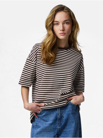 Pieces T-Shirt in Hot Fudge 1