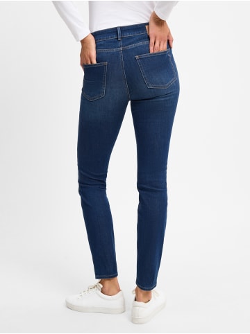 BRAX  BRAX in dark stone