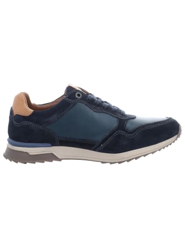 Camel Active in blau