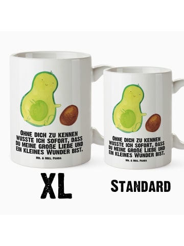 Mr. & Mrs. Panda Keramiktasse Avocado Kern rollt mit Spruch in Weiß