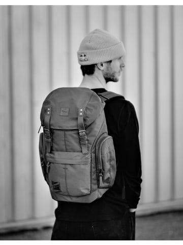 Nitro Rucksack DAYPACKER in GRATEFUL PINK