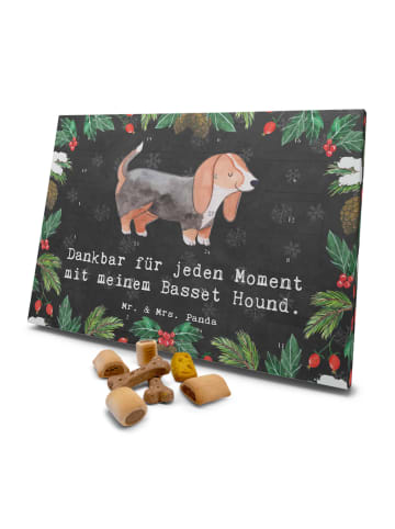 Mr. & Mrs. Panda Adventskalender Hund Basset Hound Moment mit Sp... in Kreidetafel