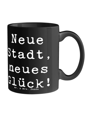 Mr. & Mrs. Panda Tasse Umzug neue Stadt mit Spruch in Schwarz