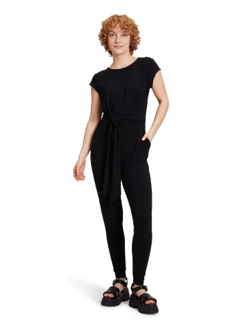 CARTOON Jumpsuit mit Bindegürtel in Schwarz