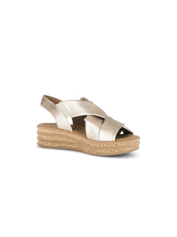 Gabor Plateau Sandalen in gold