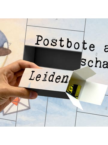 Mr. & Mrs. Panda Adventskalender Postbote Leidenschaft Design mi... in Weiß