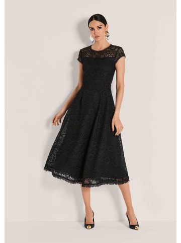 MADELEINE Romantisches Festtagskleid mit Spitzenborte in schwarz