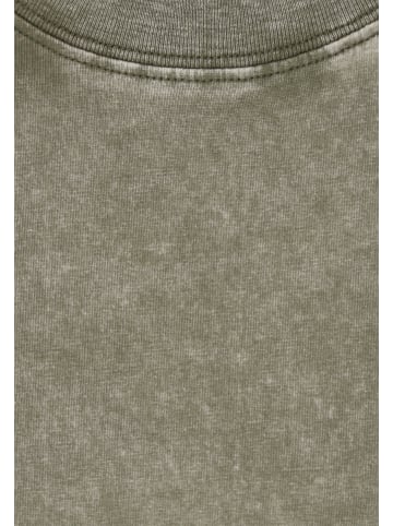 PLUMDALE Men T-Shirt in OLIVE