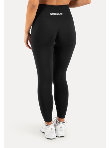 SMILODOX Leggings Seamless Basic Corvessa in Schwarz