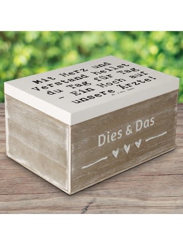 Mr. & Mrs. Panda Geschenkbox Spruch Arzt Herz Verstand mit Spruch in Weiß