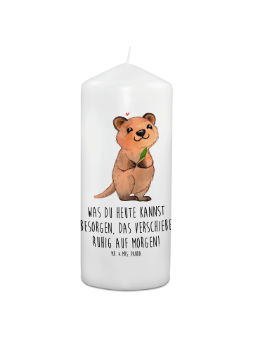Mr. & Mrs. Panda Wachskerze Quokka Happy mit Spruch in Weiß