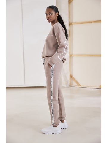 French Connection Sweathose in sand