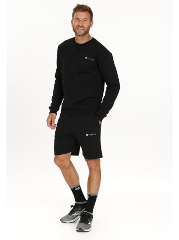 Virtus Shorts Kritow in 1001 Black