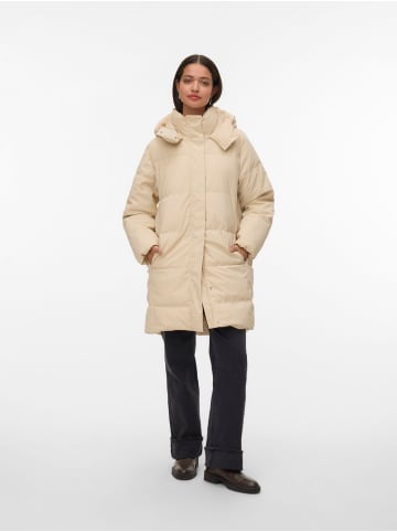 Vero Moda Mantel in Black