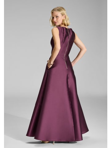 SWING Abendkleid in aubergine - 0003