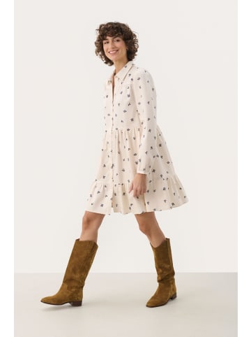 PART TWO Kleid NanenaPW Gerade Passform in Blue Bouquet Print