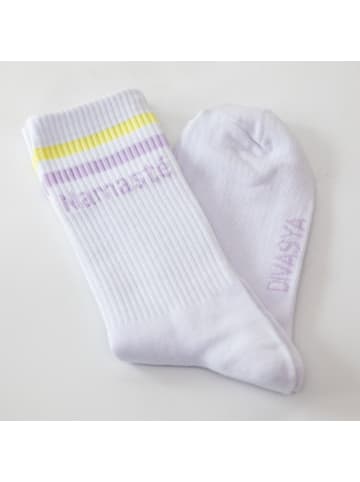 Divasya Socken Inhale Namaste in Weiß