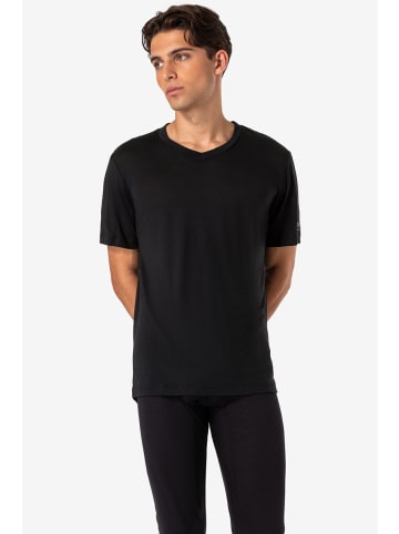 super.natural Merino T-Shirt M SIERRA140 V NECK in schwarz