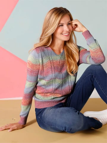 Sieh an! V-Ausschnitt-Pullover in flamingo-flieder-gemustert