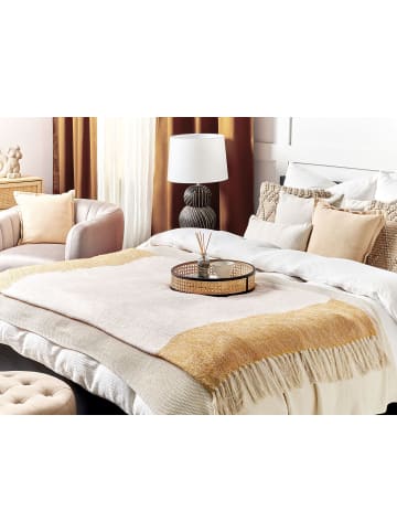 Beliani Kuscheldecke SALME in Beige/Orange - (W) 130 x (H) 0.3 x (L) 170 cm