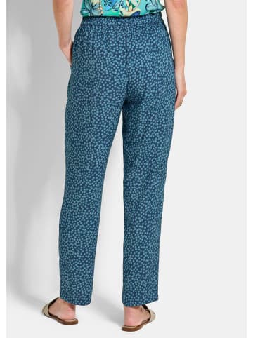 GOLDNER Kurzgröße:  Luftige Sommerhose mit Blütenmuster in dunkelblau / gemustert