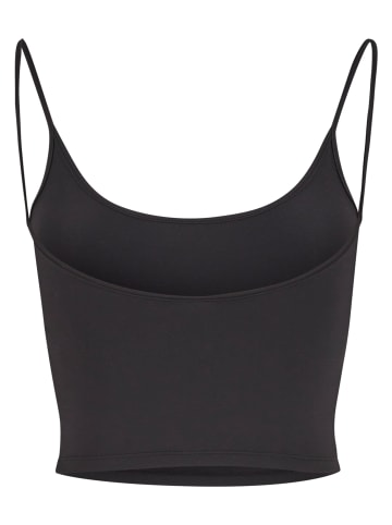 Urban Classics Urban Classics in black