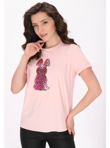 faina Women T-Shirt in pink