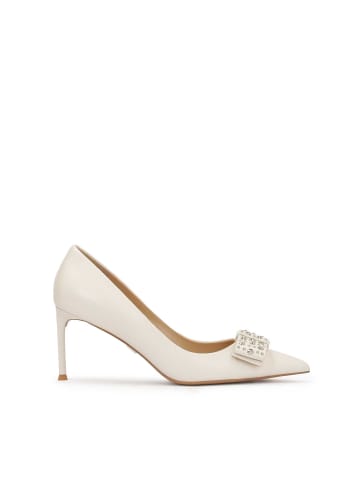 Kazar Pumps in Creme