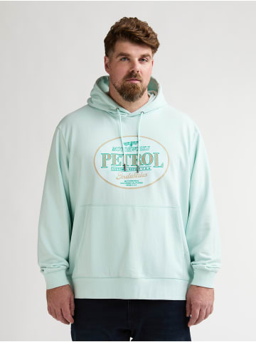 Petrol Industries Plus Size Kapuzenpullover mit Print CarreraSur in Grün