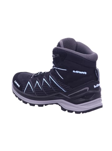 LOWA Wanderschuh in schwarz