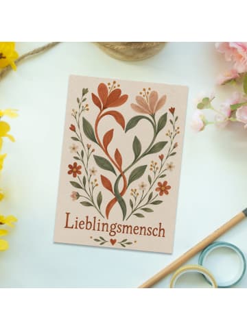 Postkarte Blumen Herzform Design mit Spruch in Weiß