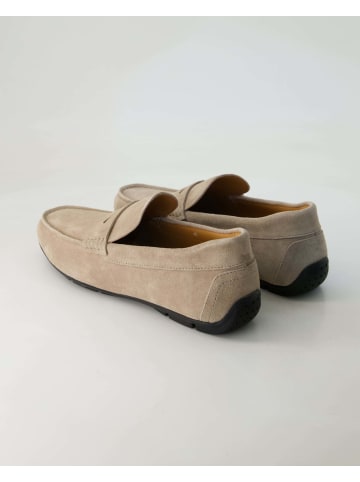 Daniel Kenneth Slipper in Beige