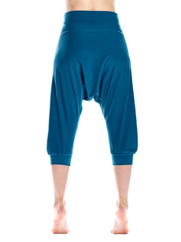 Winshape Functional Light and Soft 3/4-Haremshose HP201LS in teal green
