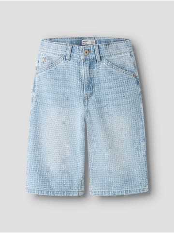 name it Shorts in Light Blue Denim