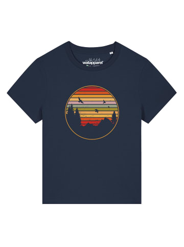 wat? Apparel T-Shirt Sunset Berge & Tannen in Dunkelblau