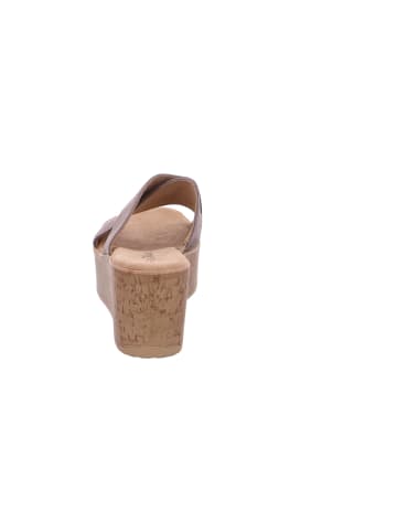 S. Oliver Pantolette  in Beige