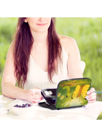 Mr. & Mrs. Panda Stiftemappe Raupe Schmetterling Design ohne Spruch in Weiß