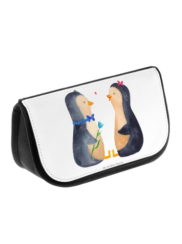 Mr. & Mrs. Panda reise kosmetiktasche Pinguin Pärchen ohne Spruch in Weiß