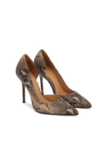 Kazar Pumps in Beige