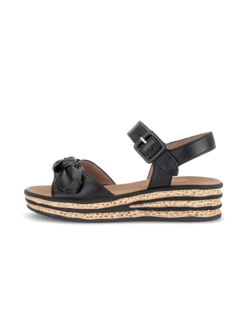 Gabor Plateau Sandalen in schwarz