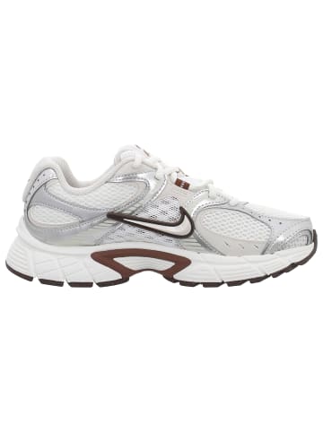 Nike Sneaker in beige