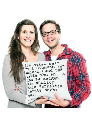 Mr. & Mrs. Panda sofa kissen Ich sitze seit zwei... mit Spruch in Weiß