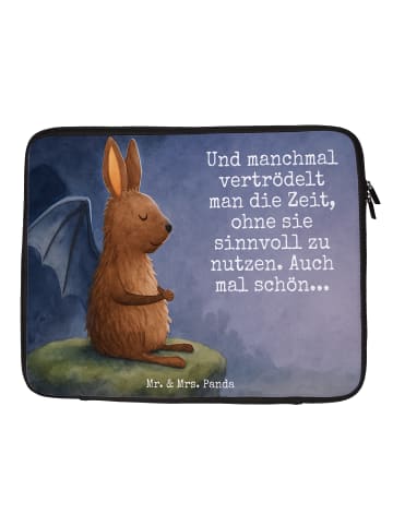Mr. & Mrs. Panda Laptop Tasche Fledermaus Sitzen Design mit Spruch in Weiß